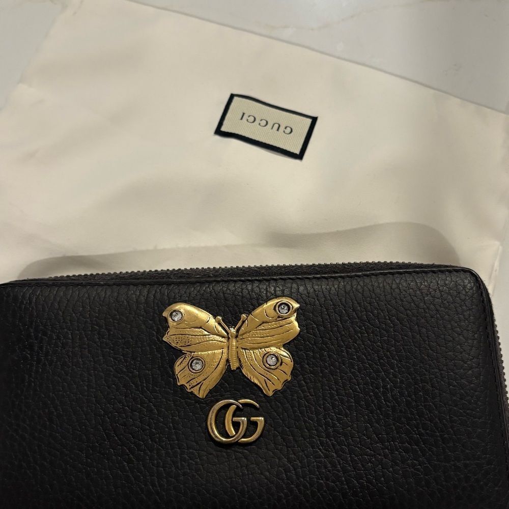 Gucci
Marmont Butterfly Double G Logo Continental Black Wallet - Picture 9 of 10